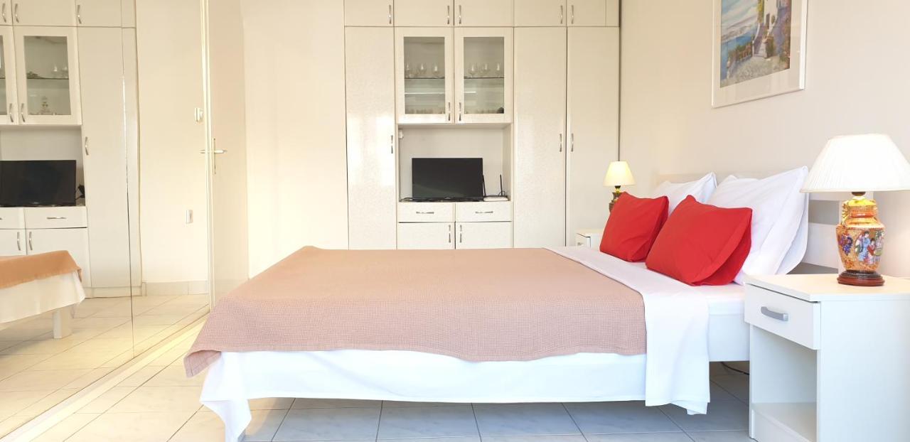The White Apartment Ohrid Ngoại thất bức ảnh